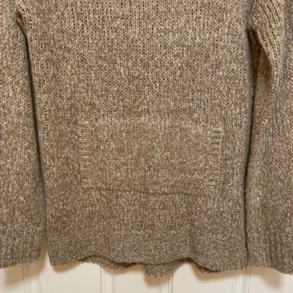 Relativity V Neck Tunic Sweater Tan and Cream - Picture 5 of 7